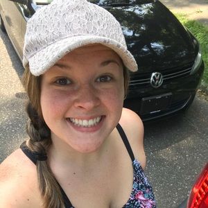 Meet your Posher, Kelsey